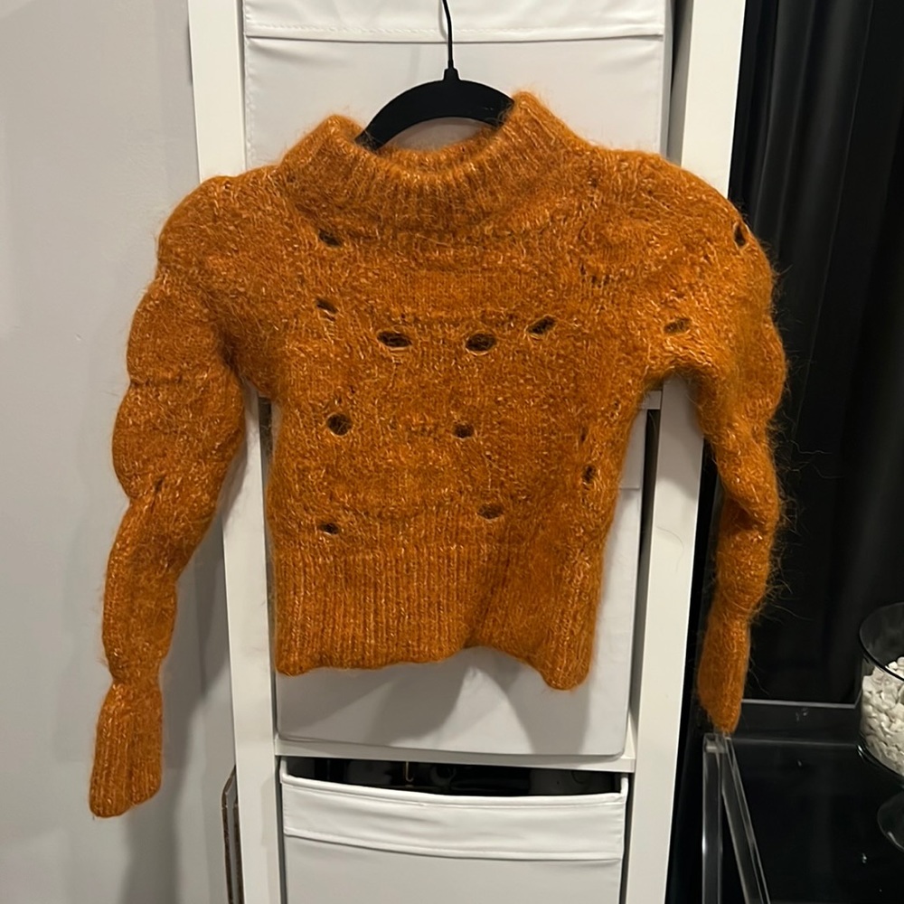 Zara very warm sweater made of wool and alpaca